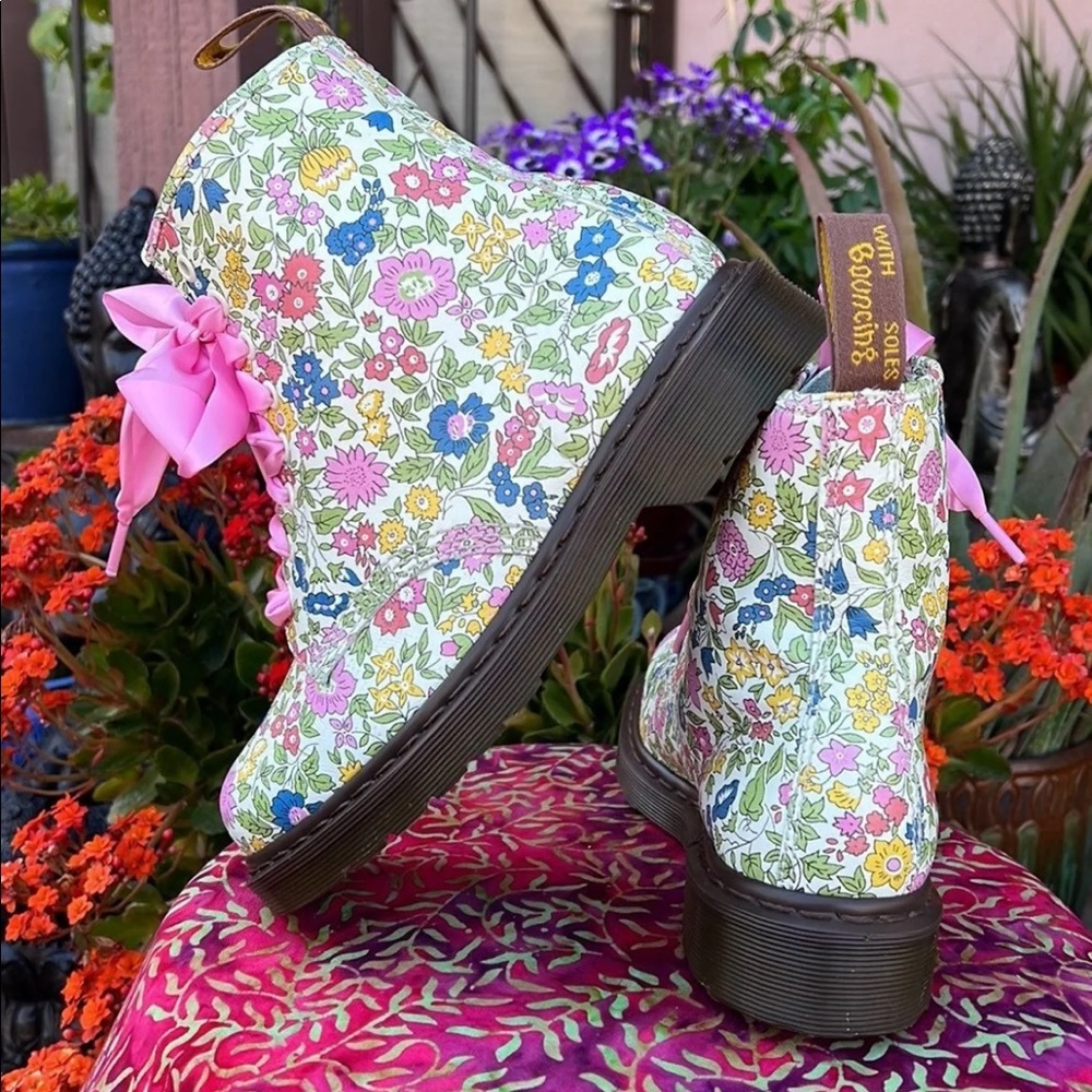 Dr. Martens Liberty Floral Colorful Leather Boots - Picture 14 of 17